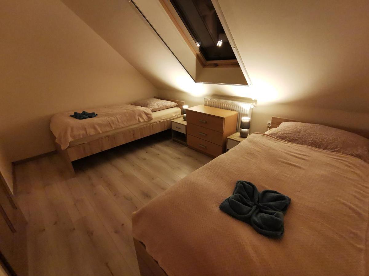 Sokristaly Vendeghaz Hotel แดมเยน ภายนอก รูปภาพ